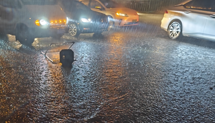 贵州多地遭遇暴雨袭击 明日降雨减弱中南部局地仍有暴雨